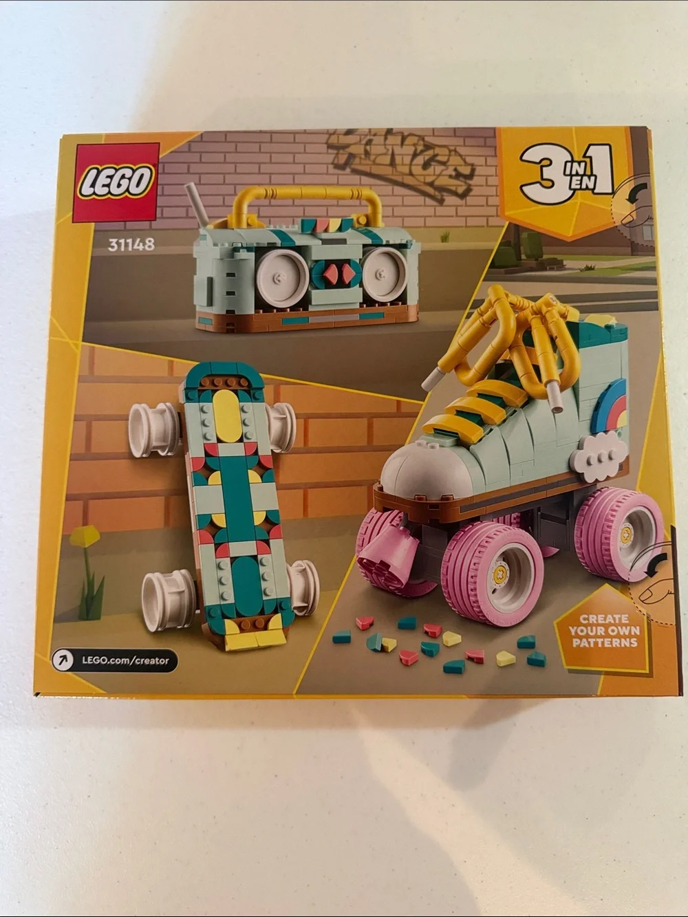 LEGO Creator Retro Roller Skate - Mint Green, Pink & Yellow